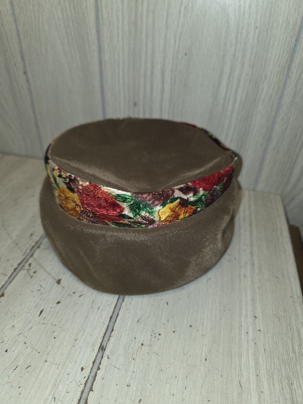 Vintage 1960s Floral Top Pillbox Hat Taupe Union Made GrandmaCore Boho